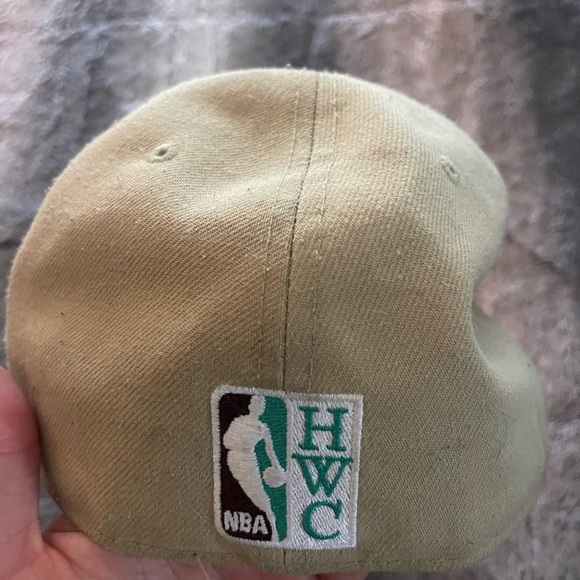 Men's New Jersey Nets Mitchell & Ness Khaki 35th Anniversary Hardwood Classics - Picture 6 of 10